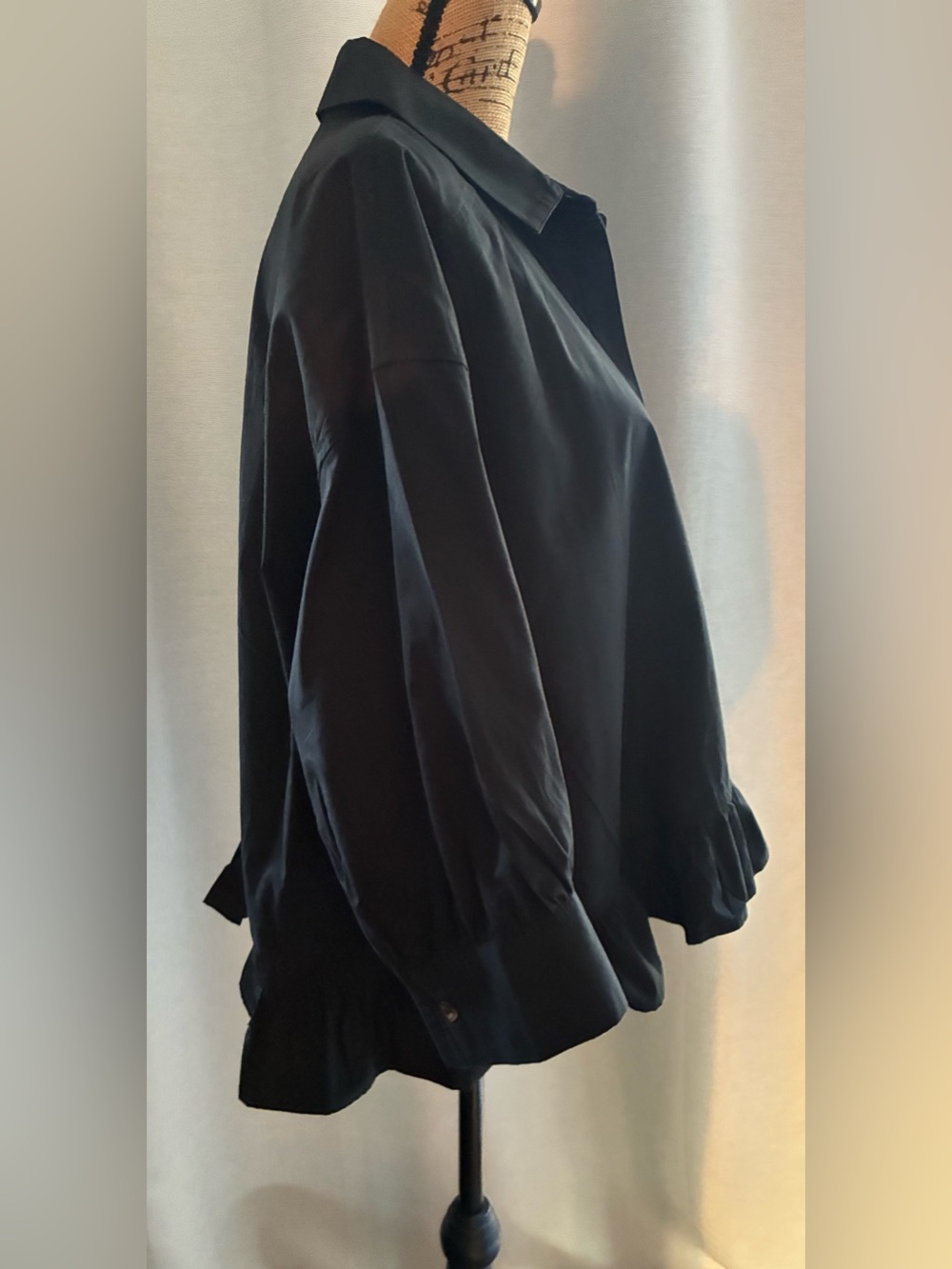 Black Ruffle-Hem Button Front Blouse - Picture 6 of 9